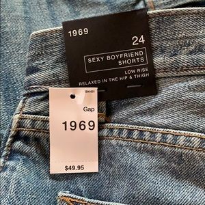 GAP Shorts - Gap Shorts GAP Shorts - Gap Shorts